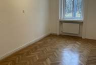 Attraktive Büro/Praxis in einem sehr schönen Altbau: 6 Zimmer, 1. Etage, gepflegt