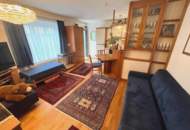 Waltendorf: Gemütliche Single-Wohnung mit Balkon und Parkplatz