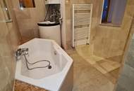 AUGARTEN-NÄHE, FÖRSTERGASSE, klimatisiertes 93 m2 Dachgeschoß, 3 Zimmer, Komplettküche, 2 Bäder, Parketten, Fernblick