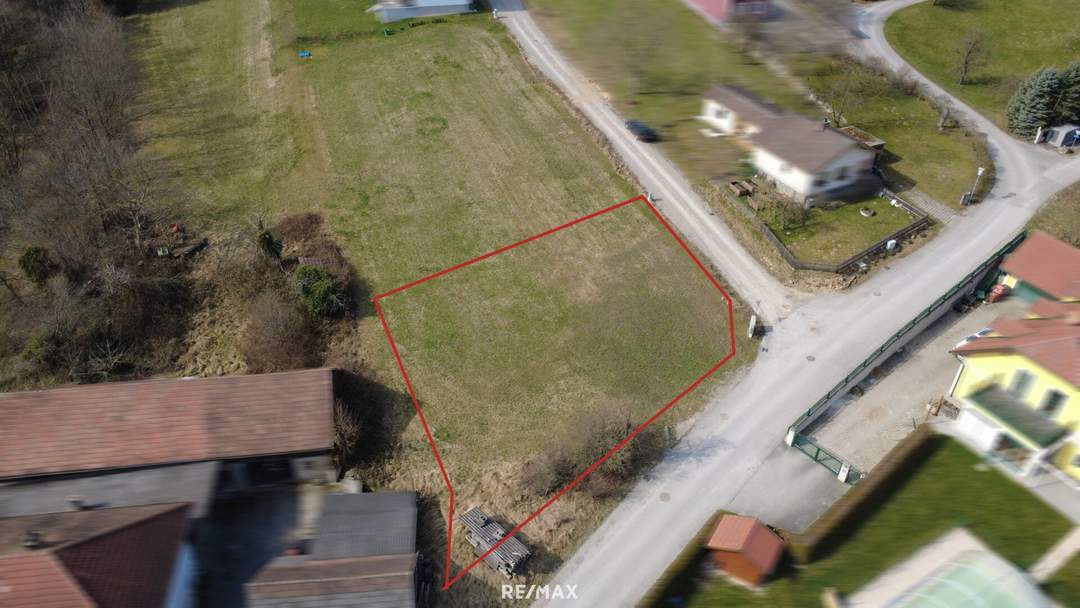 Sonniges Baugrundstück in Neustift-Innermanzing