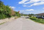 GROßZÜGIGES GRUNDSTÜCK IN TRAUMLAGE