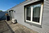 TRAUMHAFT SONNIGE 2-ZIMMER-DACHGESCHOSS-WOHNUNG IM GRÜNEN