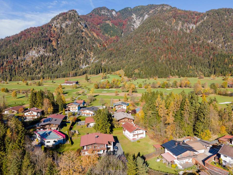 Traumhaftes Grundstück mit Altbestand - Sanierung oder Neubau nach Ihren eigenen Vorstellungen