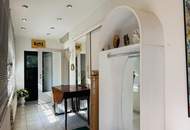 Kreative Villa mit Wintergarten und Nebengebäude