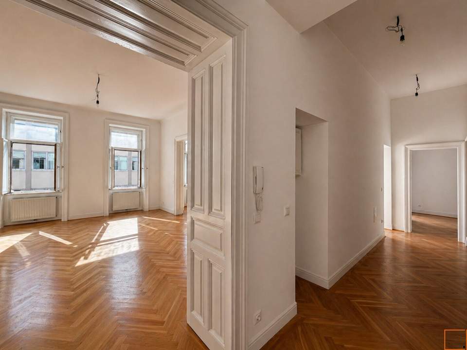 Helle 4,5 Zimmer Altbauwohnung im 4. Stock - zentrumsnah hinter der Mariahilfer Straße