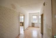 2-Zimmer-Altbau in ruhiger Lage – viel Potenzial zur individuellen Neugestaltung
