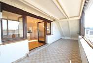 Lichtdurchflutete Dachgeschosswohnung mit 27 m² Aussichts-Loggia und PKW-Garage; PROVISIONSFREI