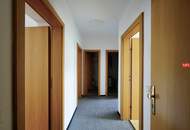 Schöne Altbau Erdgeschoss Wohnung mit Garten im Zentrum von Linz