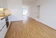 WASAGASSE, FERNBLICK, sonniges 92 m2 Dachgeschoß mit 6 m2 Balkon, 3 Zimmer, Wohnküche, 2 Bäder, Parketten, Hofruhelage