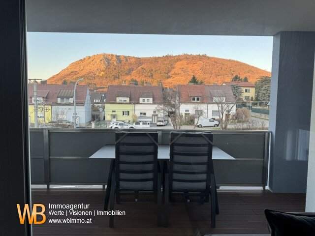 NEUBAU 62m² + 16m2 Loggia + Garage + Blick auf den Braunsberg