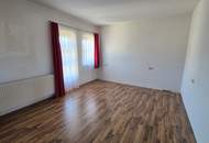 "In Kaufabwicklung" ZWEIFAMILIENHAUS MIT VIELEN MÖGLICHKEITEN UND GROSSEM GRUNDSTÜCK