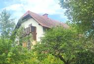 Renovierungsbedürftiges Einfamilienhaus in traumhafter Aussichtslage mit sonnigem Grundstück