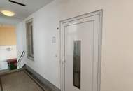 Sanierte charmante 2-Zimmer-Altbauwohnung