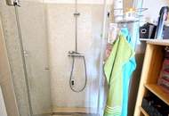 Neuer Preis - Die Gelegenheit! Entzückende Altbauwohnung mit hofseitiger Terrasse bzw. Garten + Saniertes Altbauhaus mit großem Innenhof + Beste Infrastrukur und Anbindung! Jetzt zugreifen!