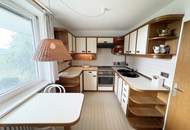 Ein-/Zweifamilienhaus mit Wellnessbereich in ruhiger Aussichtslage am Weinberg