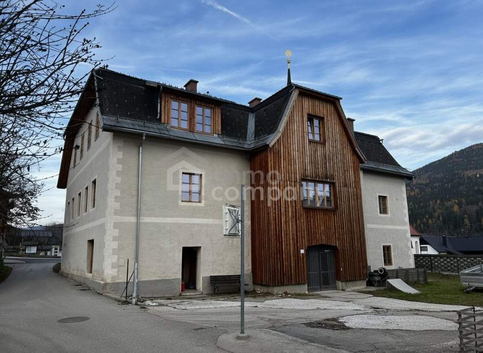 Charakterstark &amp; bezugsfertig: Historisches Herrenhaus mit Raum zur Entfaltung