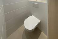 3 Zimmer mit Balkon, komplett neues Bad und WC