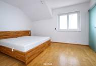 Traumhaftes Reihenhaus mit Pool, sonnigen Terrassen, Balkon und herrlichem Ausblick