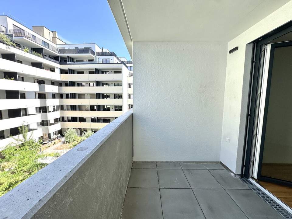 2-Zimmer mit Balkon in Hofruhelage an der Dresdner Straße