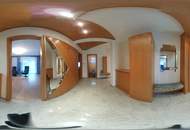 Einfamilienhaus mit Keller, Garage und Pool!