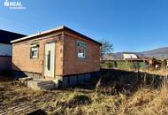Idyllisches Kleingartenhaus im Rohbau am Wiener Neustädter Kanal