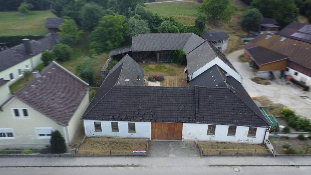 Sanierungsbedürftiges Bauernhaus – Raum für Ihre Verwirklichung