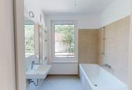 Privater Rückzugsort mit fast 100 m² Freifläche: außergewöhnliche 3-Zimmer-Wohnung