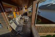 DIREKT AM WASSER: TRAUMHAFTES BOOTSHAUS IN SONNIGER LAGE