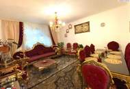 Drei Zimmer Wohnung-Hell-Klar-Altbau