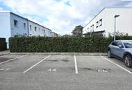 Modernes Niedrigenergie-Reihenhaus mit Garten, Terrasse und zwei Stellplätzen in ruhiger Lage von Theresienfeld