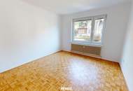 Zentral begehbare Wohnung mit hofseitiger Loggia in ruhiger Gersthofer Lage!