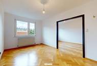 Barrierefreie Loggia-Wohnung mit vier Zimmern im 3. Liftstock