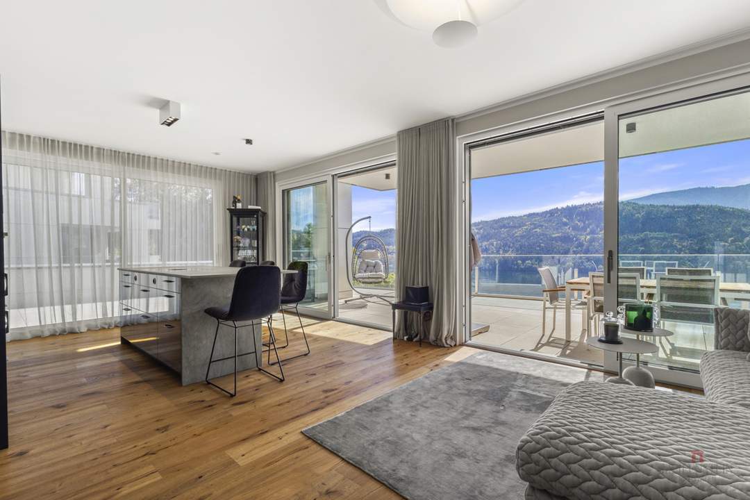 Exklusive &amp; teilmöblierte Designwohnung mit atemberaubendem See- und Bergblick in Bestlage