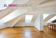 3 Zimmer Dachgeschoßwohnung mit großer Wohnküche in saniertem Altbau