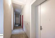 ** großzügige helle Gewerbefläche (Büro / Lager / Werkstatt) mit vielseitigem Potenzial, Extras und einem Stellplatz in Frequenzlage - Nähe Augarten **