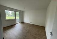 Neu sanierte 2 Zimmerwohnung mit Balkon!