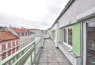 Sanierungsbedürftige Eigentumswohnung mit großzügiger Terrasse