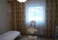 80 qm Familienwohnung mir 2 Schlafzimmern und Tiefgarage in Puchheim!