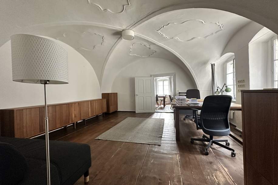 Außergewöhnliche Büroräumlichkeiten mit Gewölben – direkt in der Fußgängerzone von Eisenstadt, Gewerbeobjekt-miete, 1.040,00,€, 7000 Eisenstadt(Stadt)