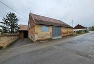 Bauernhaus mit vielen Nebengebäuden