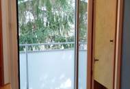 Sehr gepflegte, teilmöblierte 3- Zimmer Balkonwohnung in ruhiger Wohnlage des 23.Bezirks !