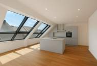 ÜBER DEN DÄCHERN AM NASCHMARKT I Stilvolle Maisonette mit Panoramablick &amp; Terrasse I Premium-Ausstattung I direkt bei der U-Bahn