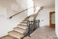 MIETKAUF | Ca. 404 m² Nutzfläche | Sanierungsbedürftig | Potenzial zum Luxuseinfamilienhaus oder Mehrgenerationenhaus | Ost/West | Großer Garten &amp; Garage