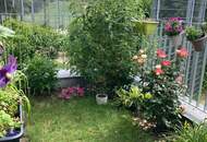 Helle 2-Zimmer Wohnung mit Klimaanlage, kleinen Garten und Garage sowie 200m von U-Bahn-Station Zippererstrasse