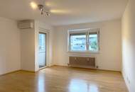 Wohnen über den Dächern von Graz: Sonnige Wohnung mit Balkon, Parkplatz und Lift
