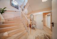 Beeindruckende Villa mit gepflegtem Garten und Pool