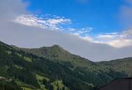 Dachgeschosswohnung im Zentrum mit Panorama-Ausblick