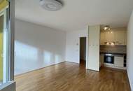 Schöne 2-Zimmer-Gartenwohnung mit Terrasse und Wintergarten!