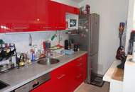 Gepflegtes Einfamilienhaus mit Pool in Top Lage !