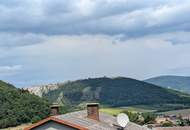 Traumhaftes Einfamilienhaus mit Fernblick in Hainburg an der Donau: ca. 180m² Wohnfläche mit Garten, 2 Terrassen, Pool und Garage!!!